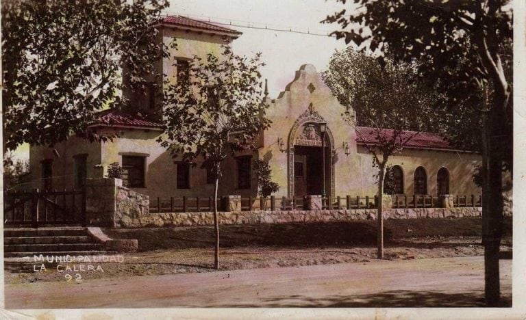 La Calera: edificio municipal antes