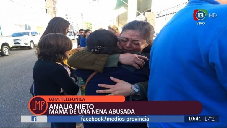 Este miercoles hubo una manifestación en la puerta del establecimiento exigiendo justicia en el caso. Foto: Canal 13