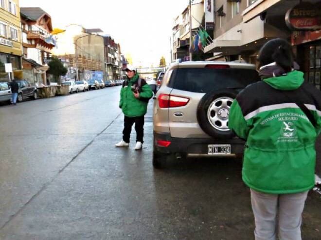 Estacionamiento medido en Bariloche.