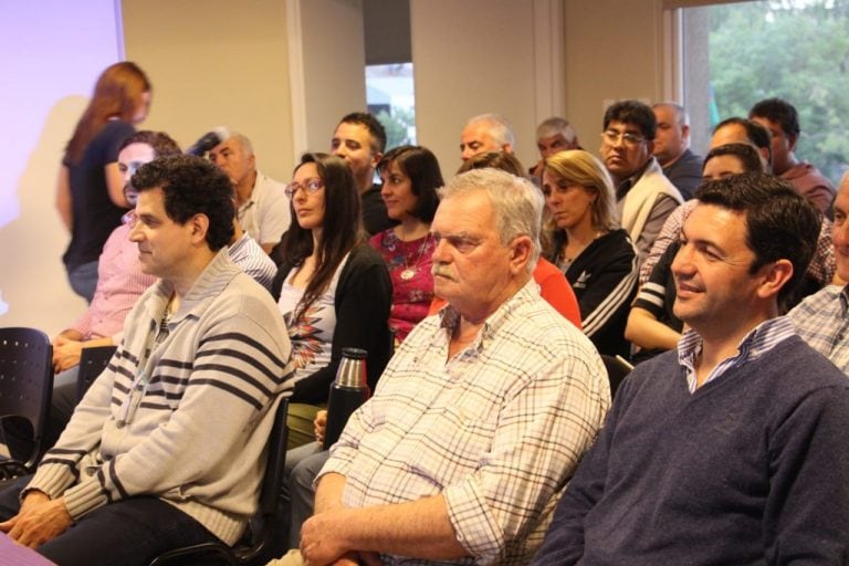 Carlos Sánchez se reunió con su gabinete ( foto: Prensa Municipal)