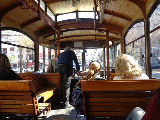 También en su interior, los tranvías de compras recreaban el transporte de los mendocinos en la década del '50.