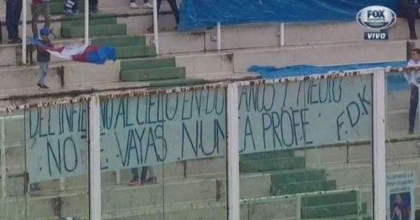 El Profe se terminó metiendo en el corazón de la gente. Este sábado, ante Boca, será aclamado.