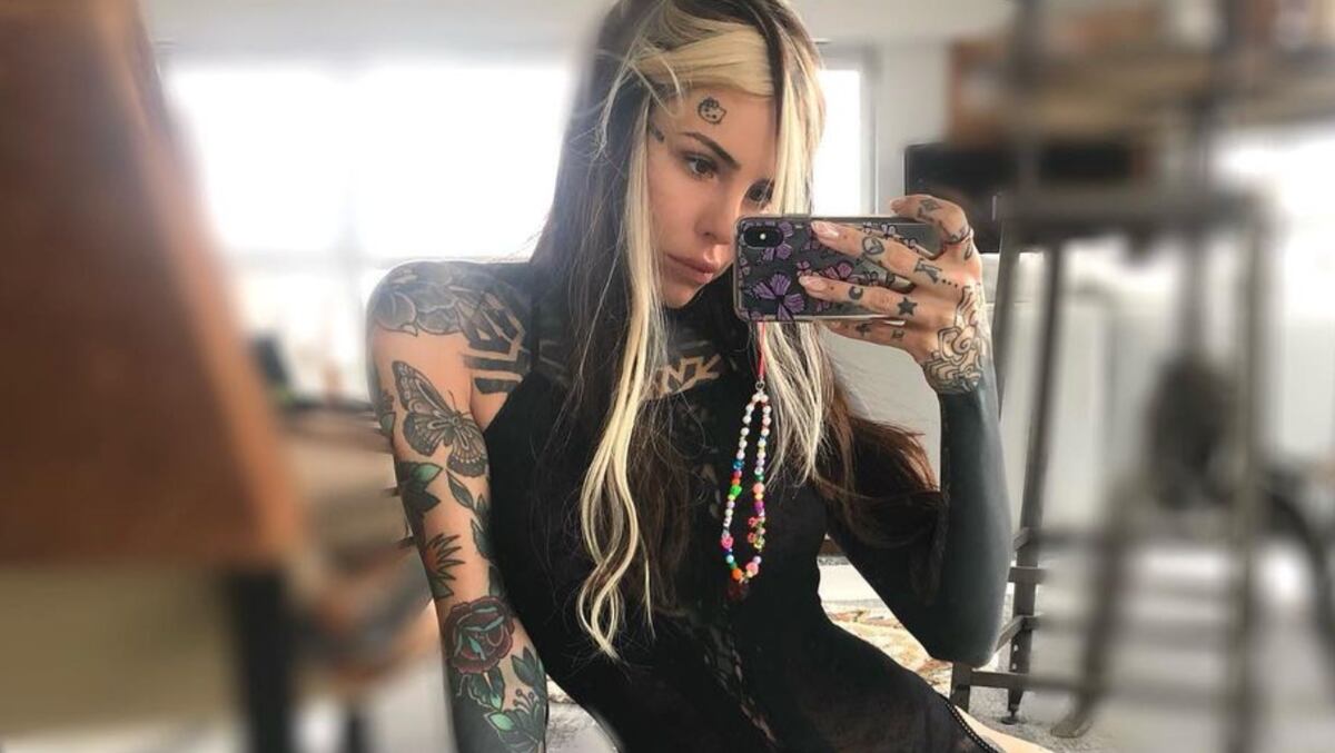 Acusan a Cande Tinelli de no cumplir con un canje