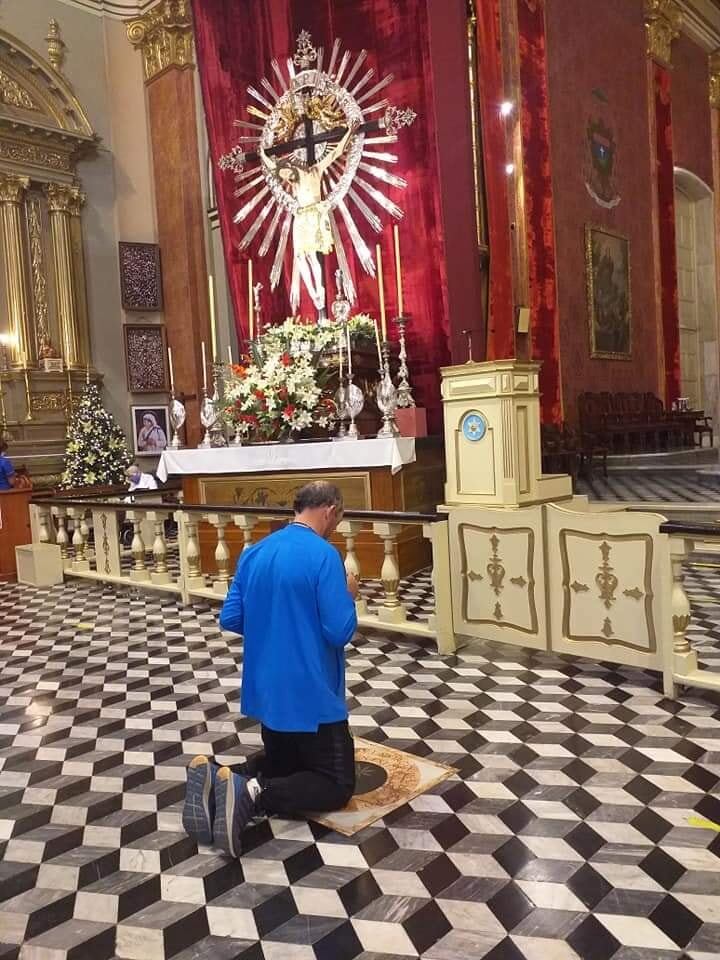 Partió desde Anta el sábado pasado y llegó a la Catedral a pie el miércoles 9.