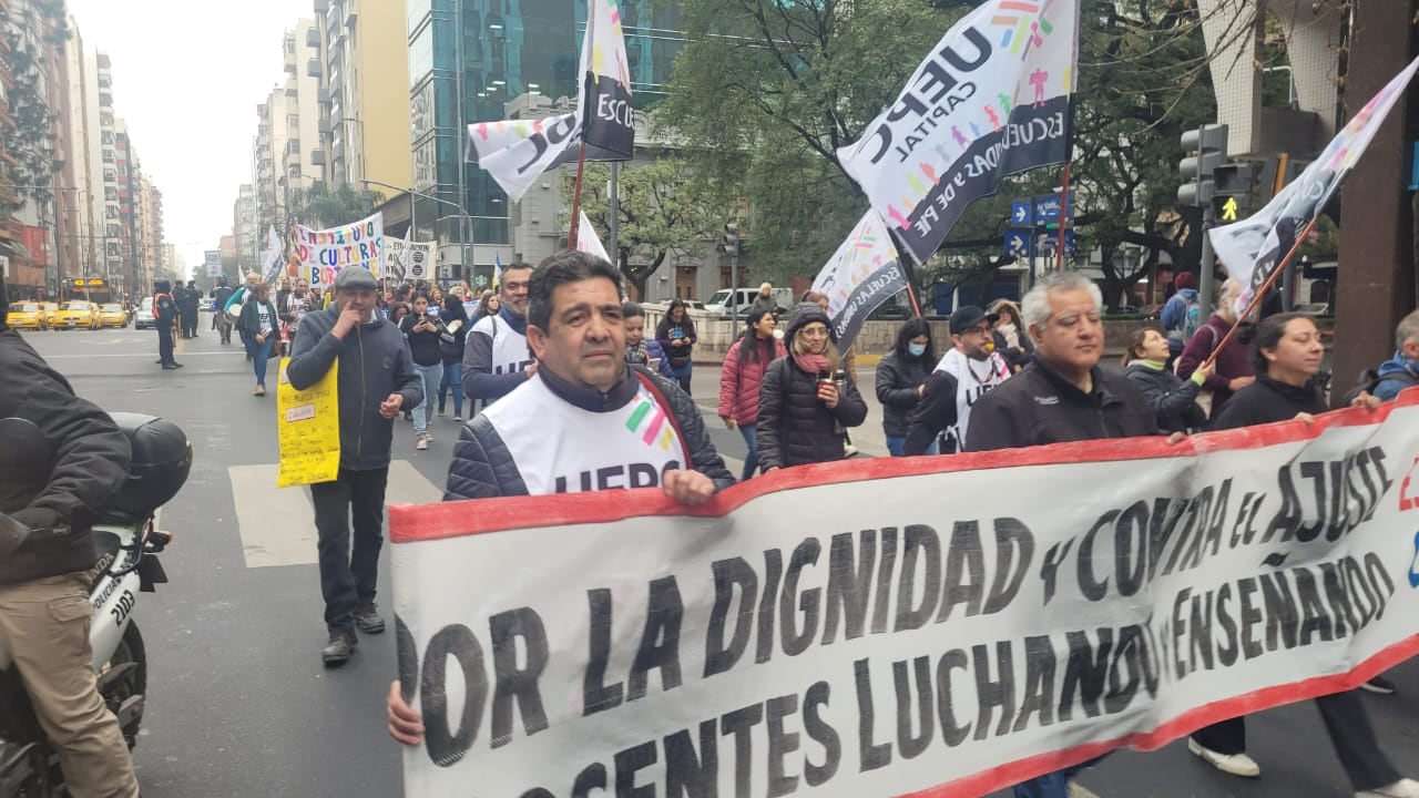 Paro docente en Córdoba, de 48 horas.