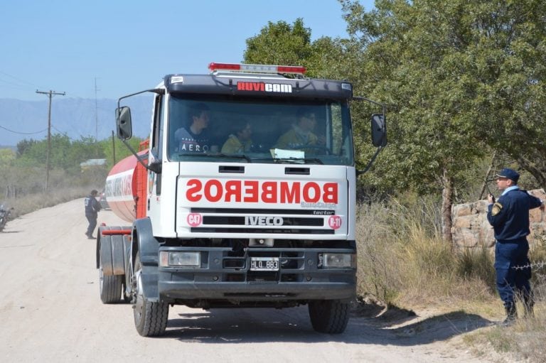 Incendio en el camino de Los Artesanos