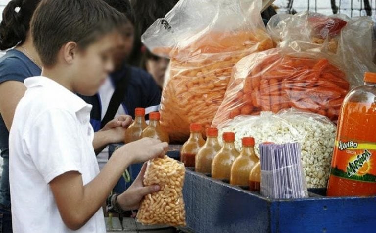 Niños alimentación