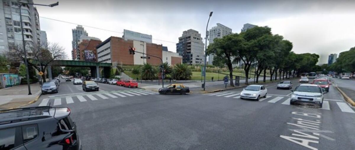 Una limpiavidrios que roba en las calles de Palermo fue escrachada por Alejandra Maglietti