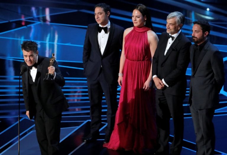 90th Academy Awards - Oscars Show - Hollywood, California, U.S., 04/03/2018 - Sebastian Lelio accepts the Oscar for Best Foreign Language Film for “A Fantastic Woman” (Chile). REUTERS/Lucas Jackson