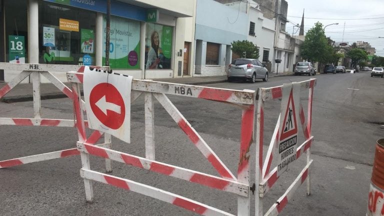 Esquina de Av. Perón y Burgos