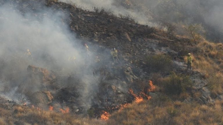 Incendio en el Cerro Arco