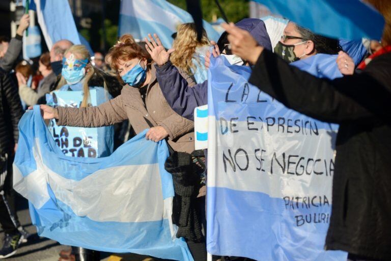 Banderazo por la República: las mejores fotos en el Obelisco (Fotos: Clarín)