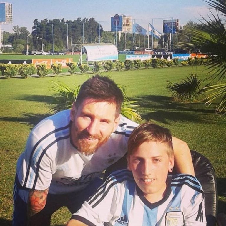 Valentín Olmedo juega fútbol adaptado para Rosario Central y para la selección nacional. (Facebook)