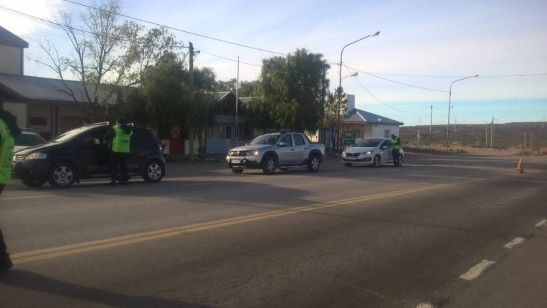 En el puesto Arroyo Verde, límite con Río Negro también hubo controles conjuntos