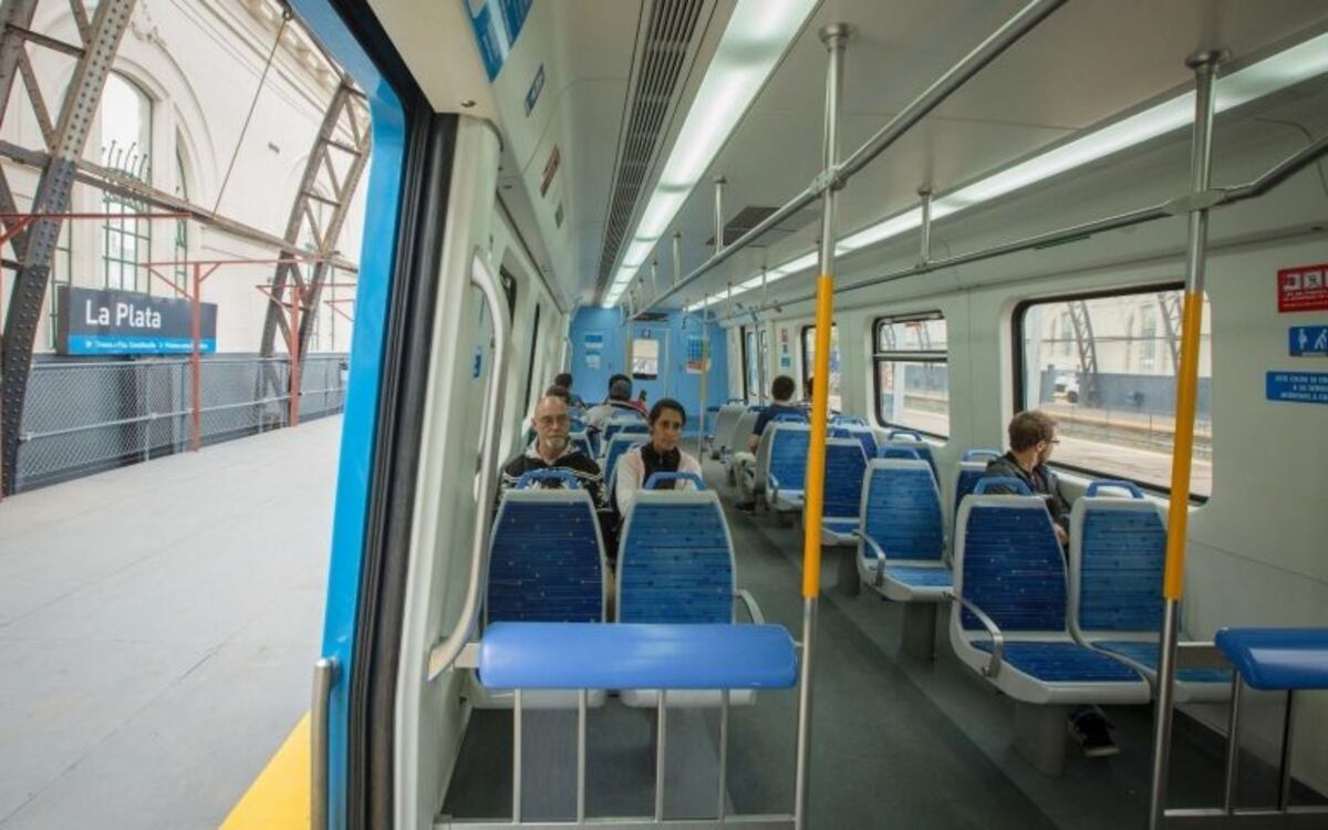 Conmoción por la muerte de una mujer arrollada por el Tren Roca