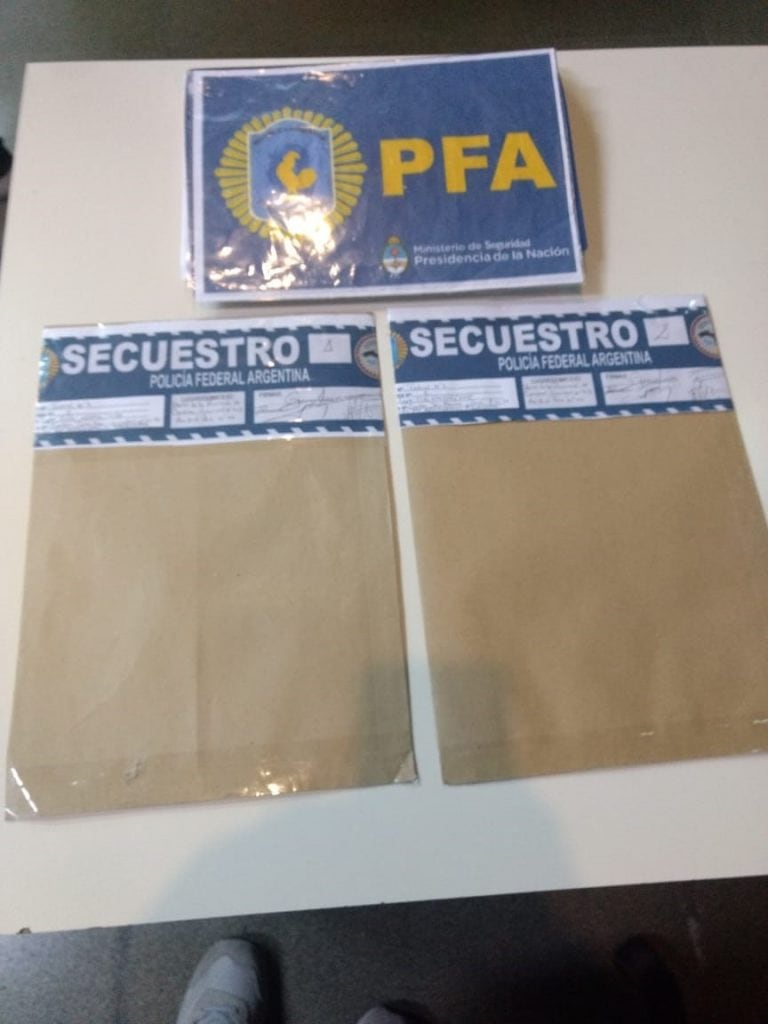 Secuestraron más de 400 mil dólares en efectivo.