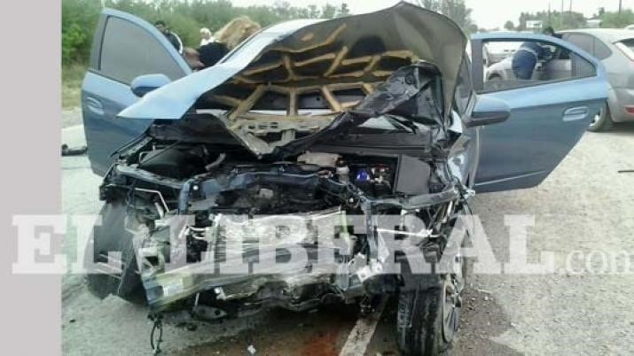 Así quedó el Chevrolet Vectra que era conducido por Cejas.