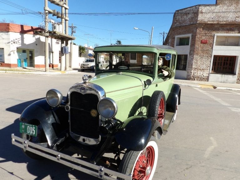 Participarán autos modelo 1930 a 1945 (Club de Autos Antiguos)