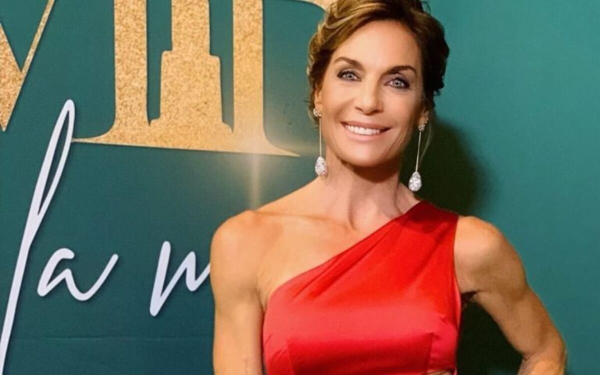 Paula Trapani y su figura alucinante a los 49 años: posó en bikini y las redes estallaron
