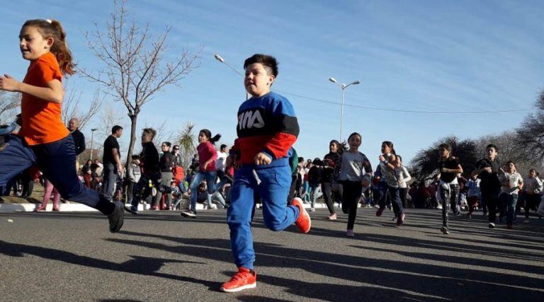 Los chicos corrieron una mini maratón (Diario Textual)