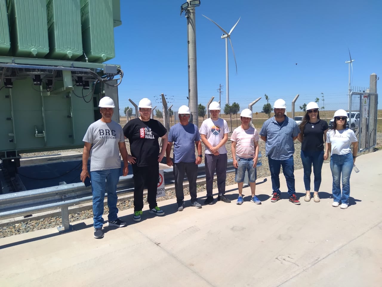 estudiantes de la Tecnicatura en Energías Renovables y Convencionales visitaron los Parques Eólicos “La Genoveva” I y II