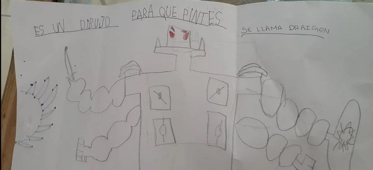 Los dibujos de "Juanfri" tienen a sus vecinos encantados.