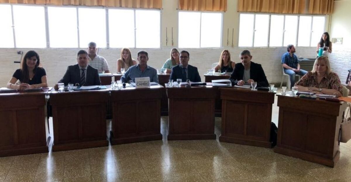 Proponen reducción de cargos políticos en el Concejo Deliberante