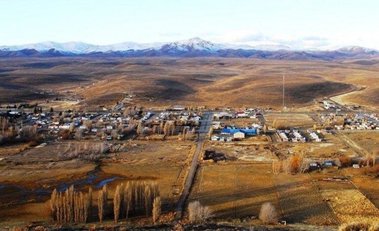 Vista de la localidad de Tecka, pueblo ubicado a unos 100kms de Esquel, ademas tiene casi 1500 habitantes afectados.