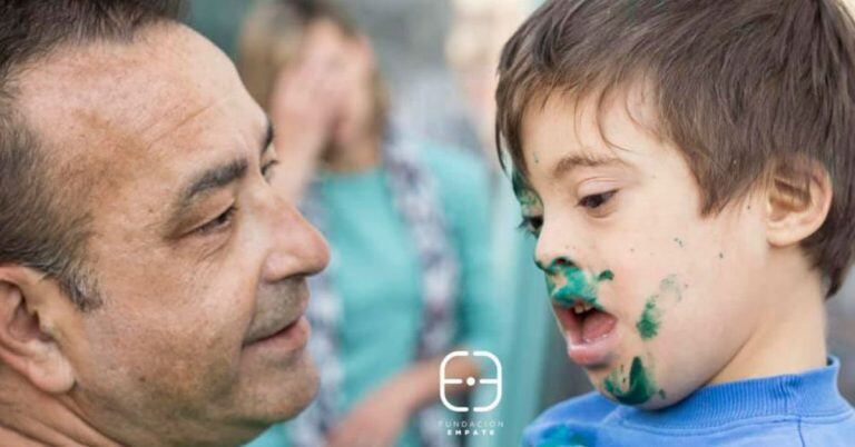 Fundación Empate y alumnos de cuarto año del Colegio Taborin realizaron un mural que abraza la inclusión.