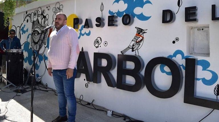 Facundo Prades en inauguración paseo del árbol