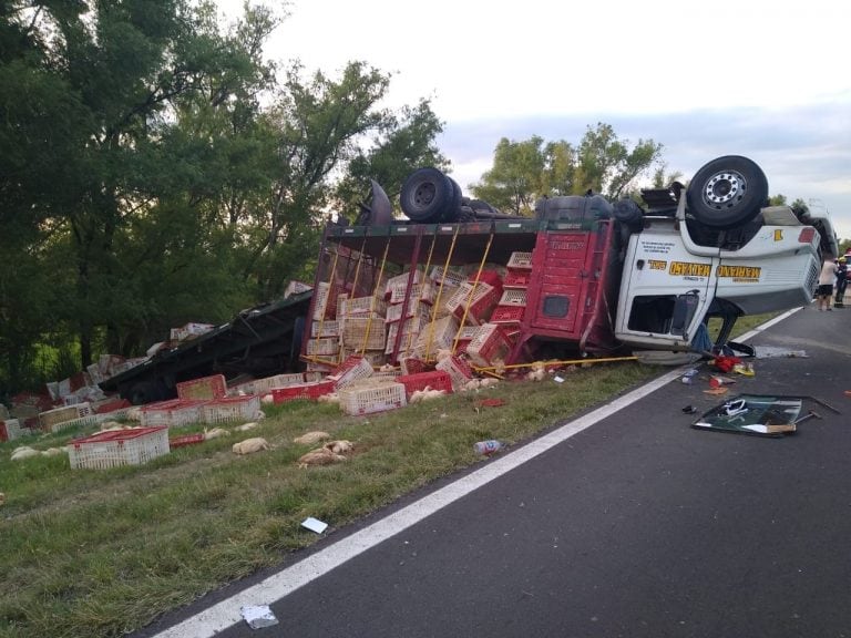 Accidente Ruta Nacional 12
Crédito: Bomberos Voluntarios Ceibas