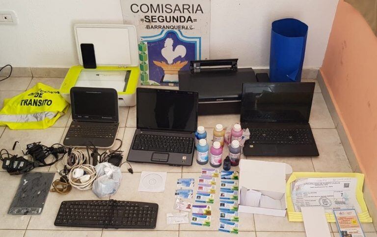 Barranqueras: un detenido por falsificar documentos y carnet de conducir