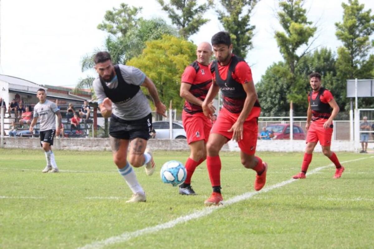 Atlético arrasó a Patronato en el primer amistoso de pretemporada