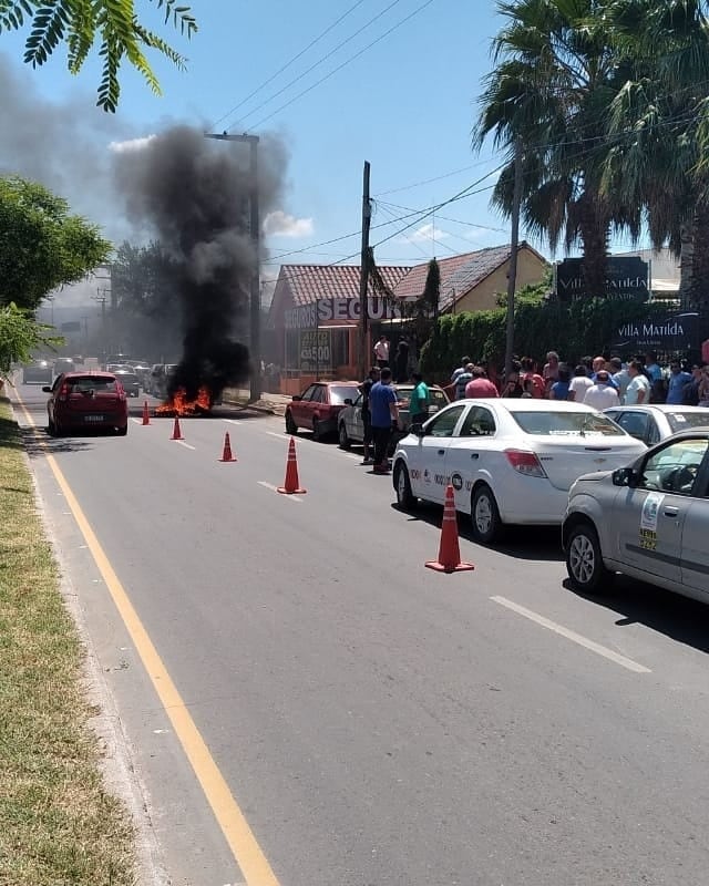 Manifestación de remiseros en Villa Allende