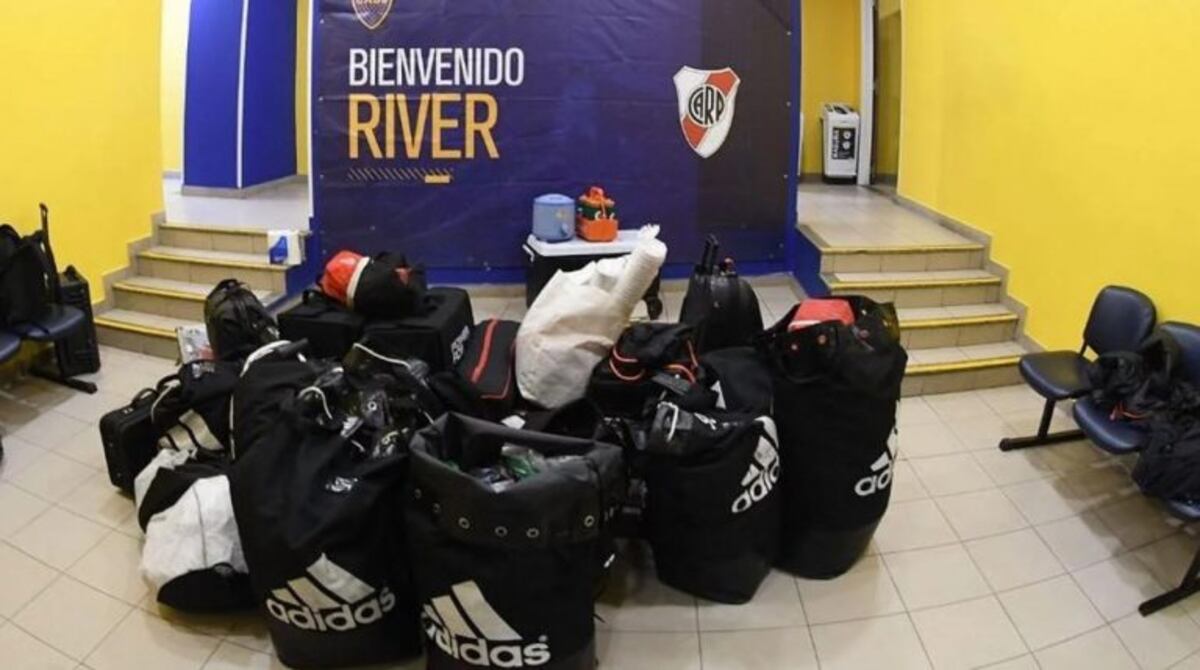 La Policía requisó el vestuario de River en la previa de la Superfinal