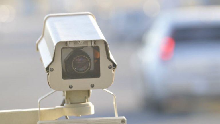 Cámaras para controlar el tránsito en Córdoba.