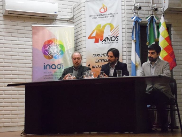 Se realizó la jornada "Negacionismo como forma de discriminación" (Web).