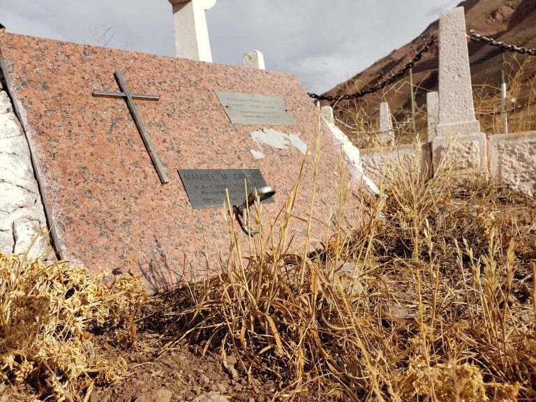 En el Cementerio del Andinista hay placas en conmemoración a fallecidos en el Aconcagua y en otros cerros.