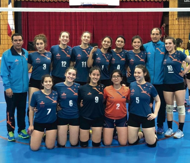 El Voley de Tierra del Fuego también participando en los Juegos de la Auracanía.