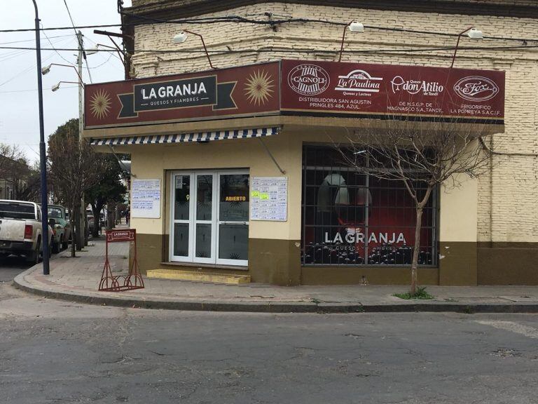 Supermercados en Azul