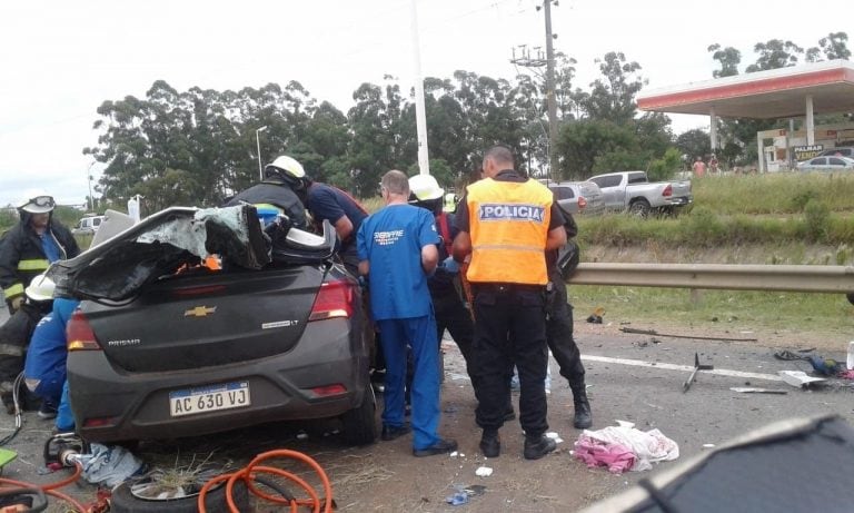 Una pareja de La Plata murió en un accidente de tránsito y sus hijas fueron internadas