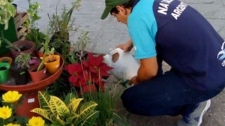 Puesto de flores en el que trabajan chicos con discapacidad