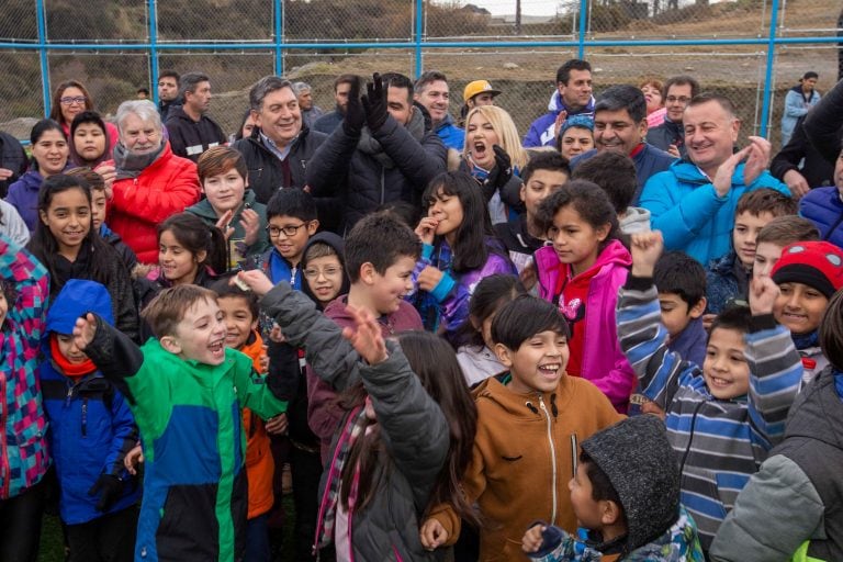 PLAYÓN DEPORTIVO Y UNA PLAZA EN EL BARRIO RÍO PIPO