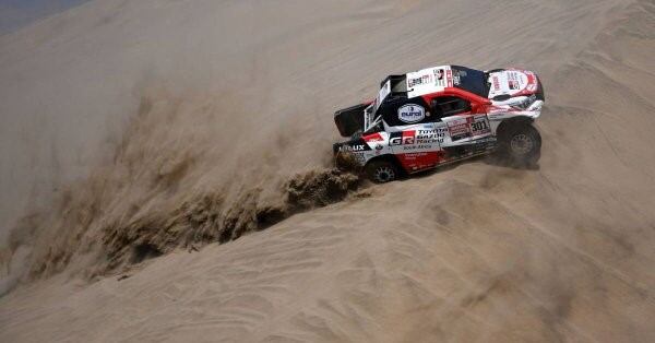 Al Attiyah sigue dominando con Toyota.