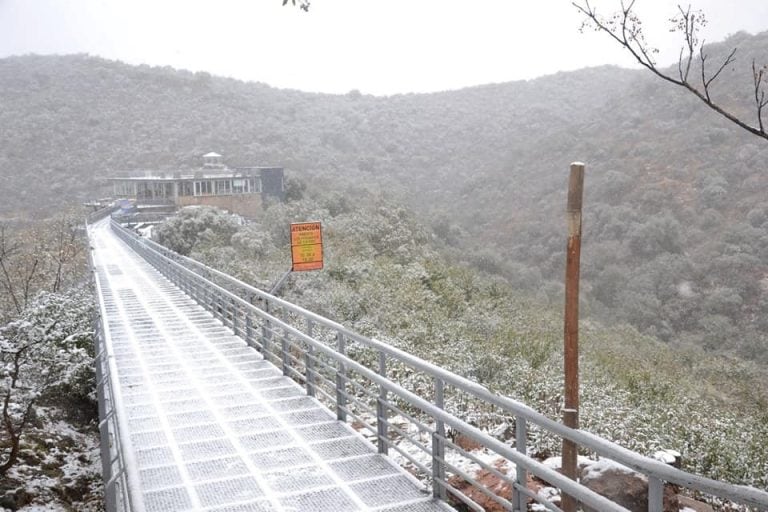 Así nevó este sábado en la Aerosilla de Carlos Paz