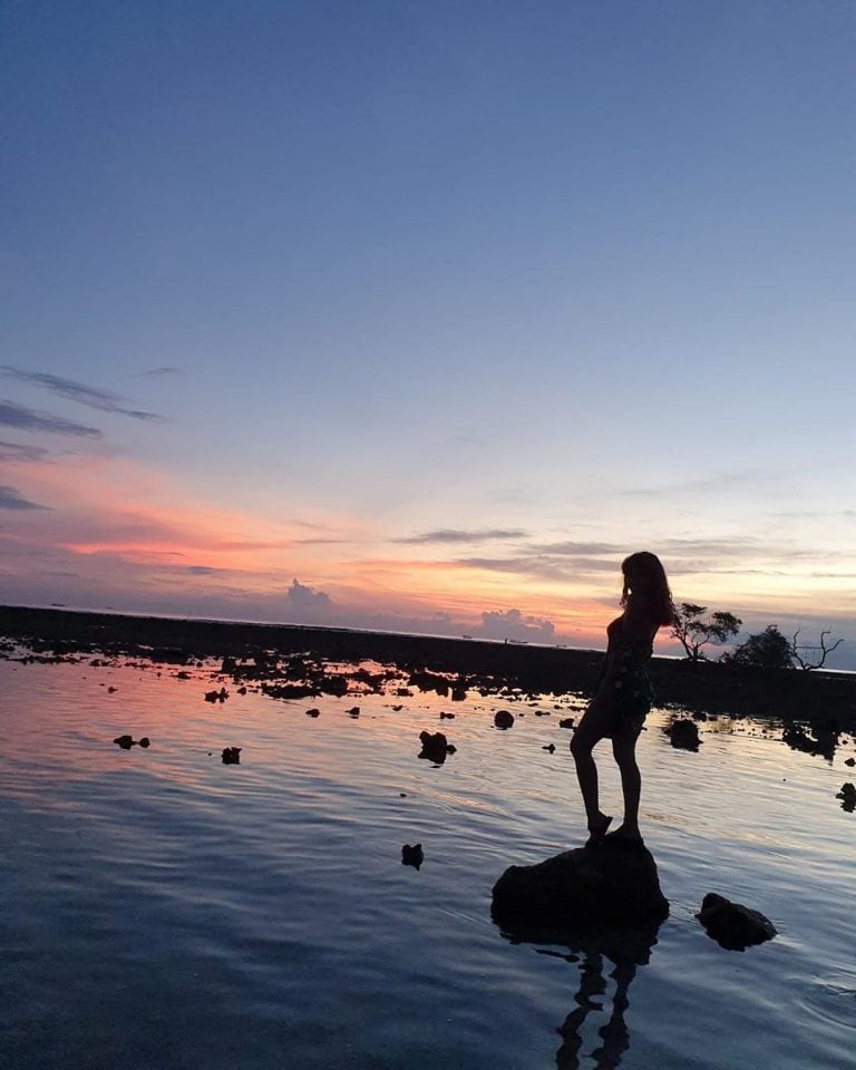 Una de las actrices de la novela ATAV quedó varada en una isla del sudeste asiático