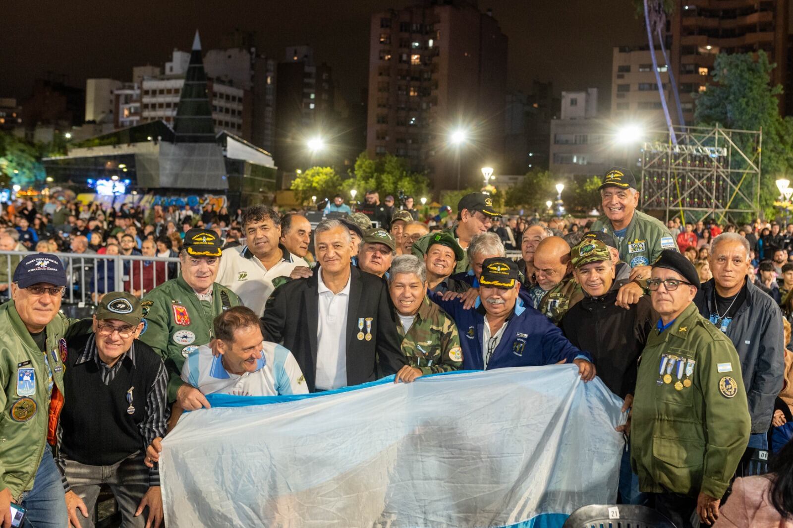 Así pasó la vigilia por los 41 años del conflicto bélico.