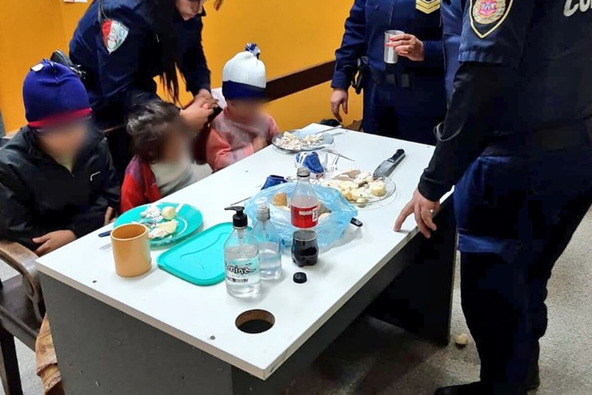 Córdoba: habló el dueño de la casa donde viven los tres hermanitos que aparecieron deambulando solos