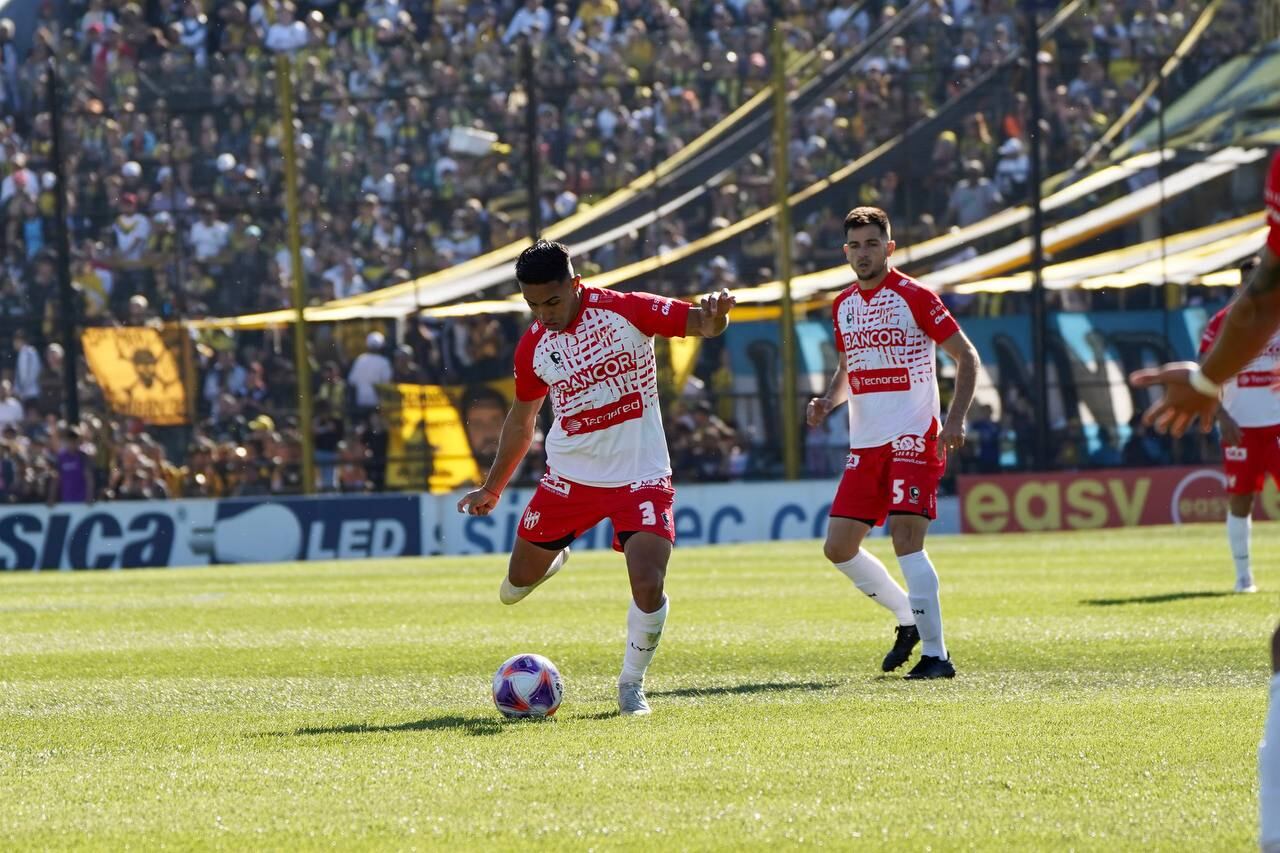 Corda complicó al rival con sus proyecciones en el primer tiempo (Foto: Prensa IACC).