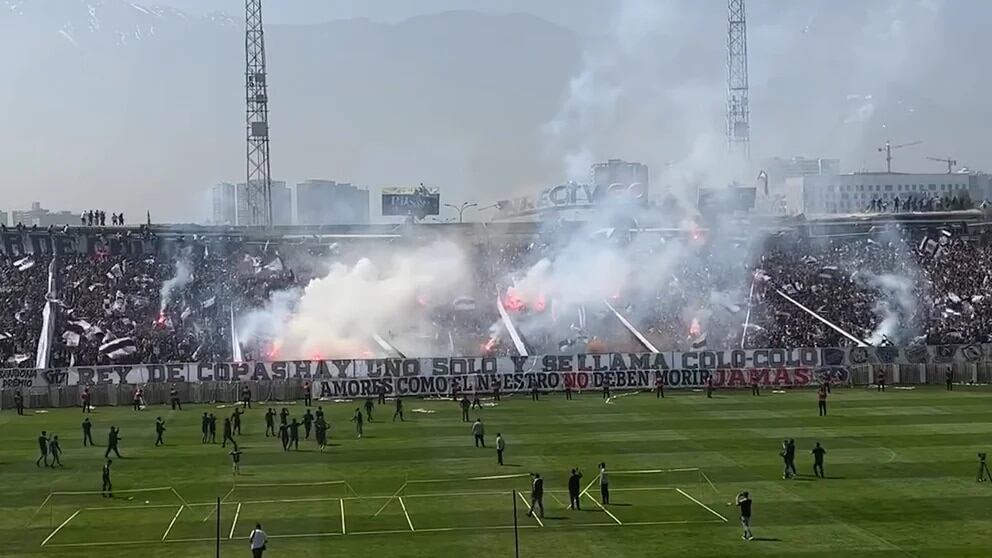 Colapsó el techo del estadio de Colo Colo en Chile.